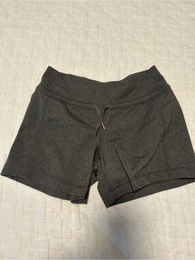 Y2K Lululemon Women’s Charcoal Drawstring Active Shorts size 8